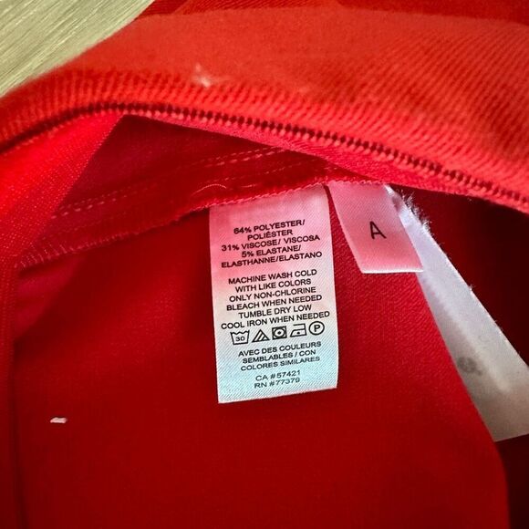 Ann Taylor red leggings - size 8 - Picture 6 of 7